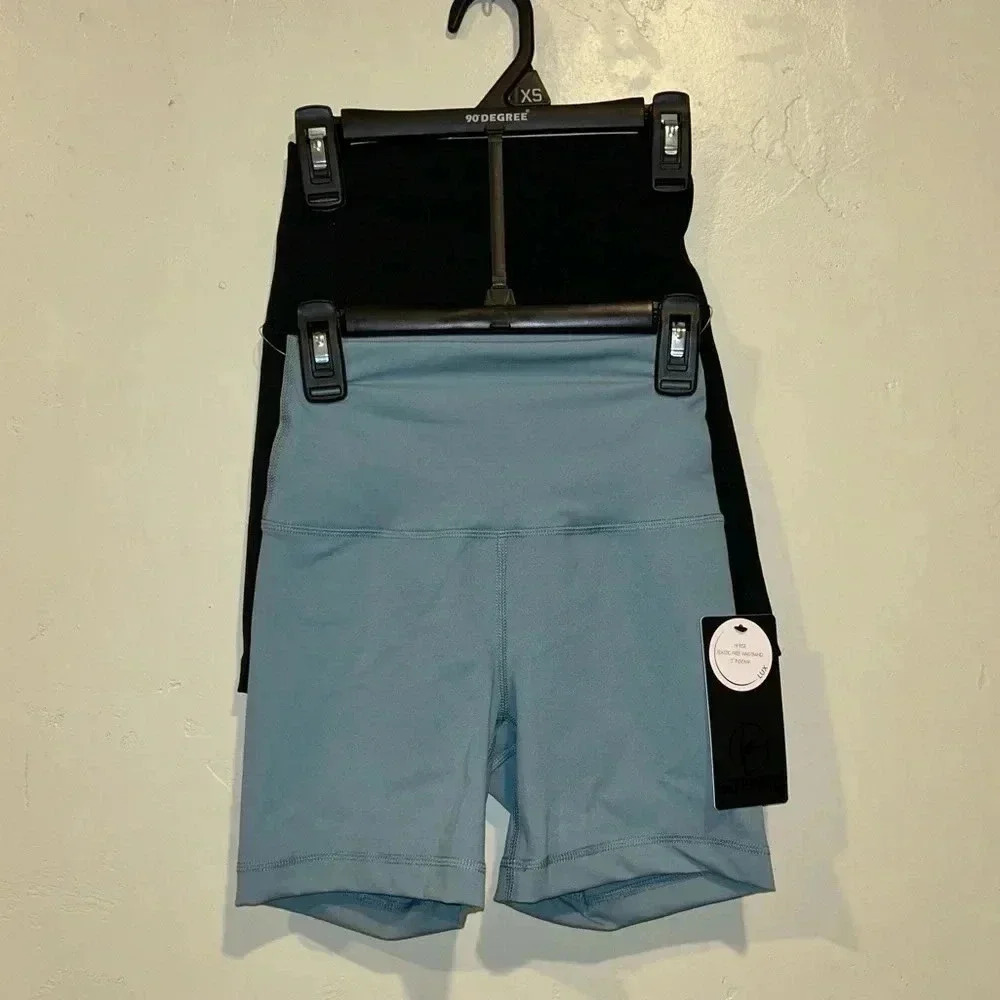 Set of 2 NWTS 90 Degree By REFLEX Interlock Everyday 5” Shorts. Women’s Size XS - Picture 2 of 7